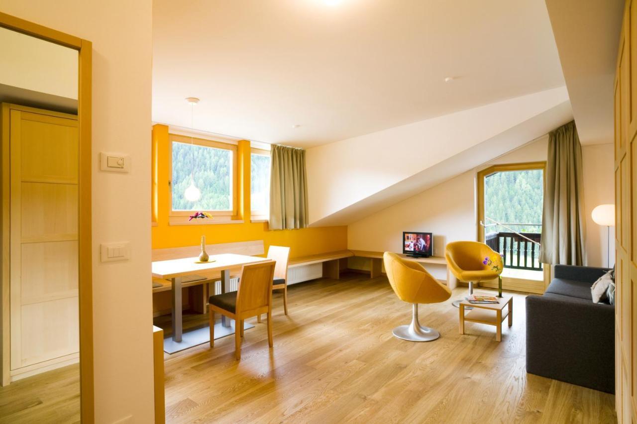 Kreativ Hotel Landhaus Schweigl Ultimo Chambre photo