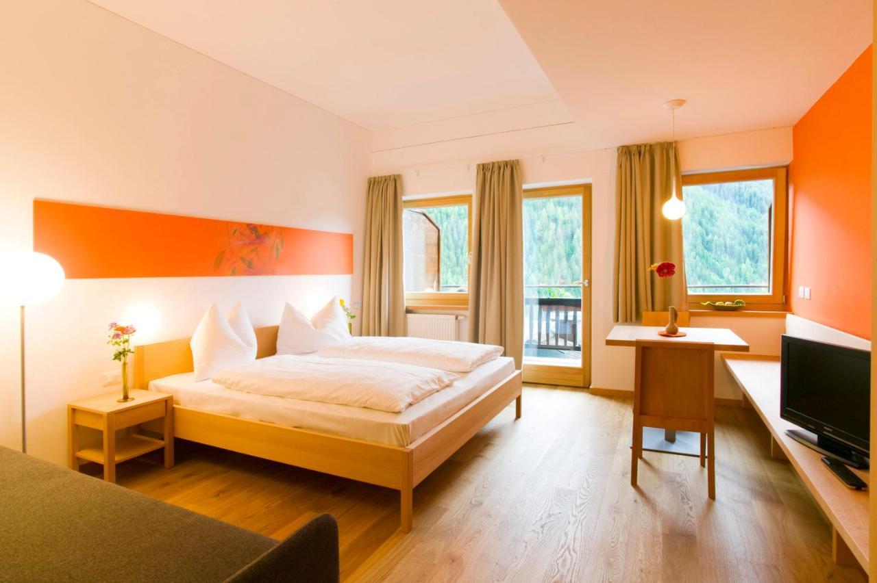 Kreativ Hotel Landhaus Schweigl Ultimo Chambre photo